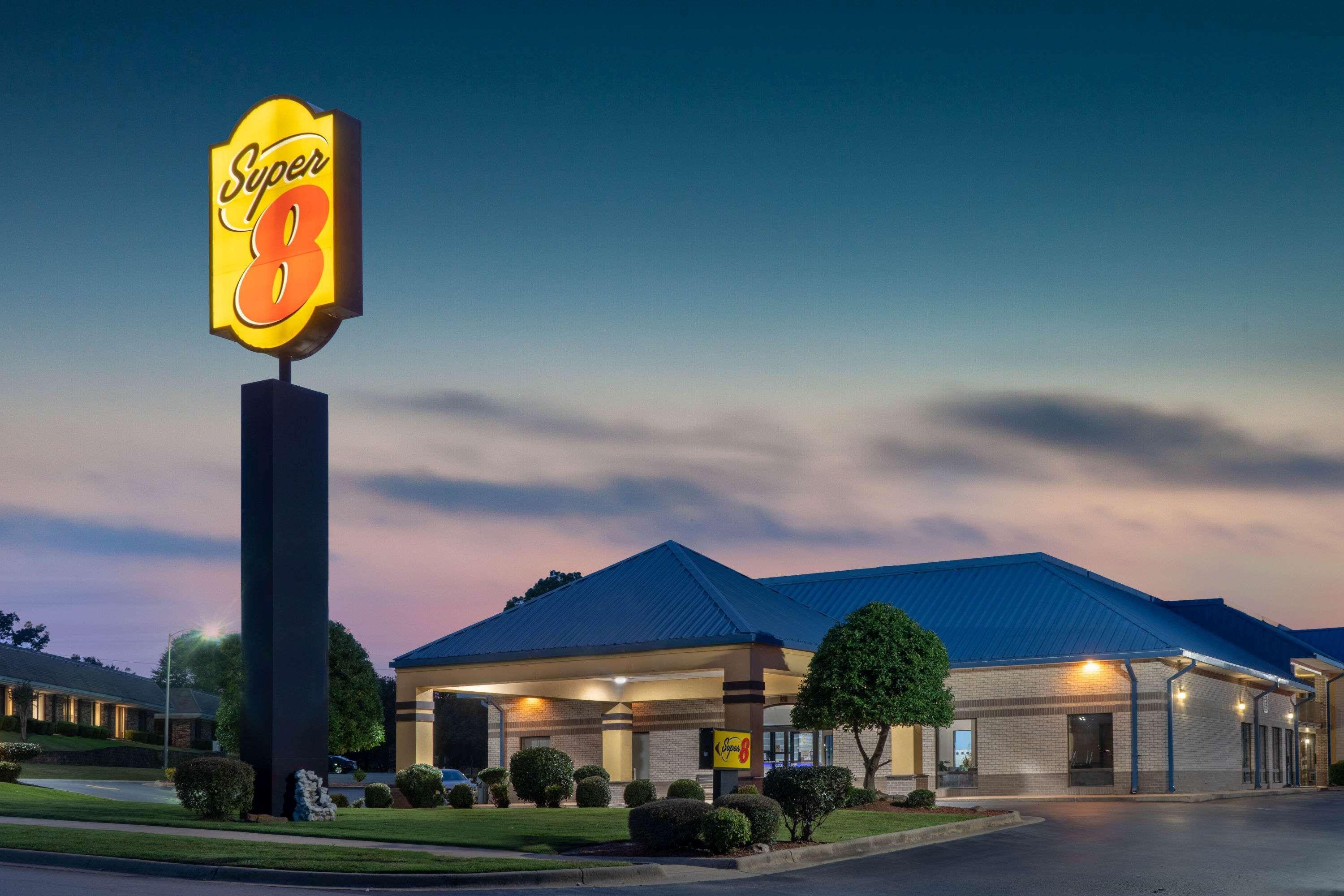 Super 8 By Wyndham North Little Rock/Mccain Motel Exterior photo